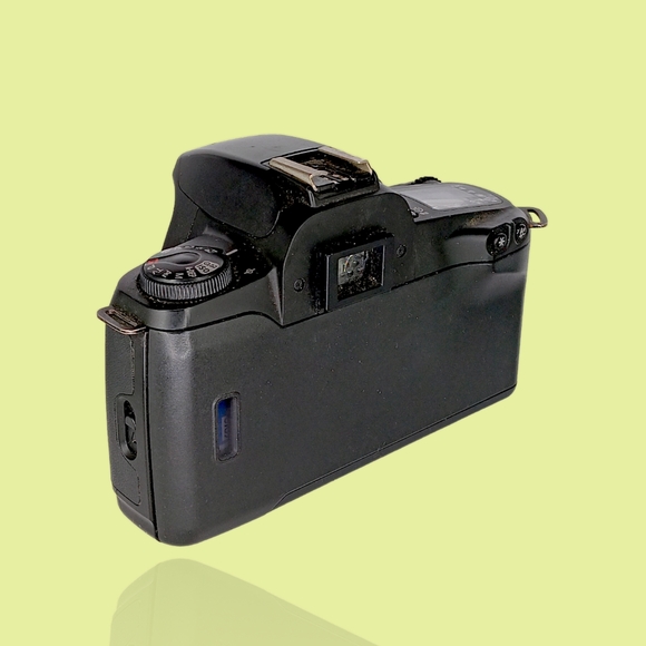 Canon EOS Rebel G 35mm SLR Film Camera Body Only - Picture 5 of 15